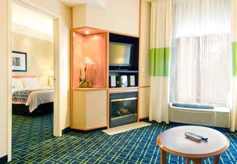 Fairfield Inn & Suites Worcester אובורן מראה חיצוני תמונה