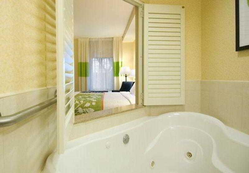 Fairfield Inn & Suites Worcester אובורן מראה חיצוני תמונה