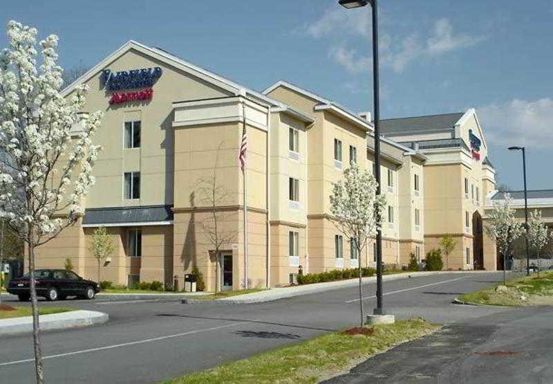 Fairfield Inn & Suites Worcester אובורן מראה חיצוני תמונה